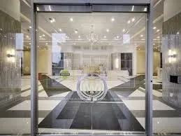 7167 Yonge Street, #PH10