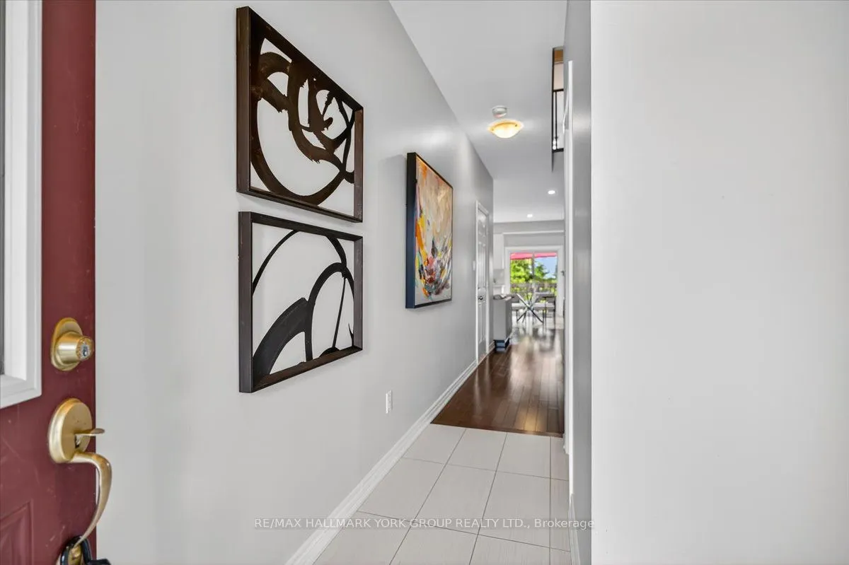 1192 Peelar Crescent