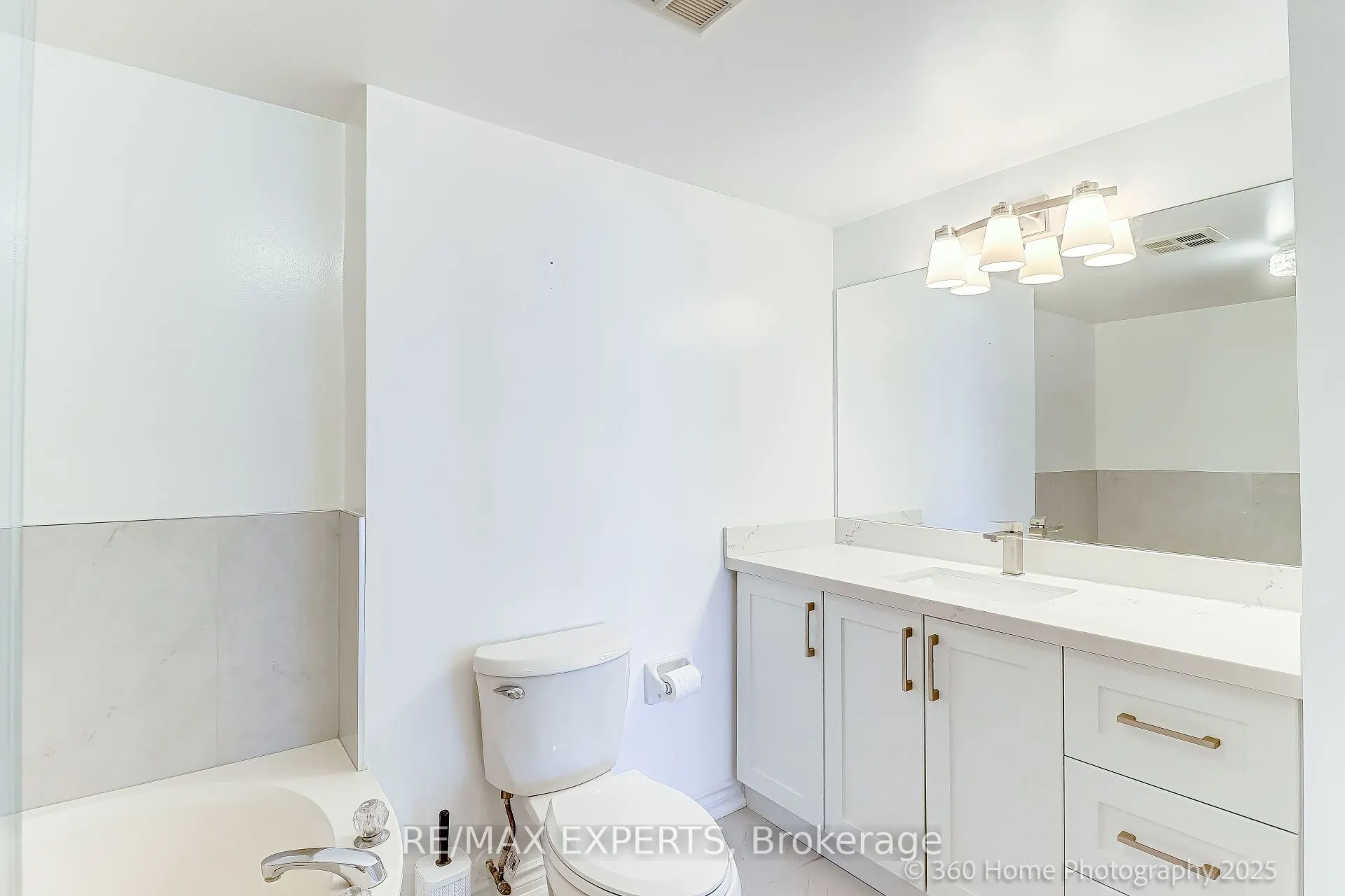 7 Townsgate Drive, #1603