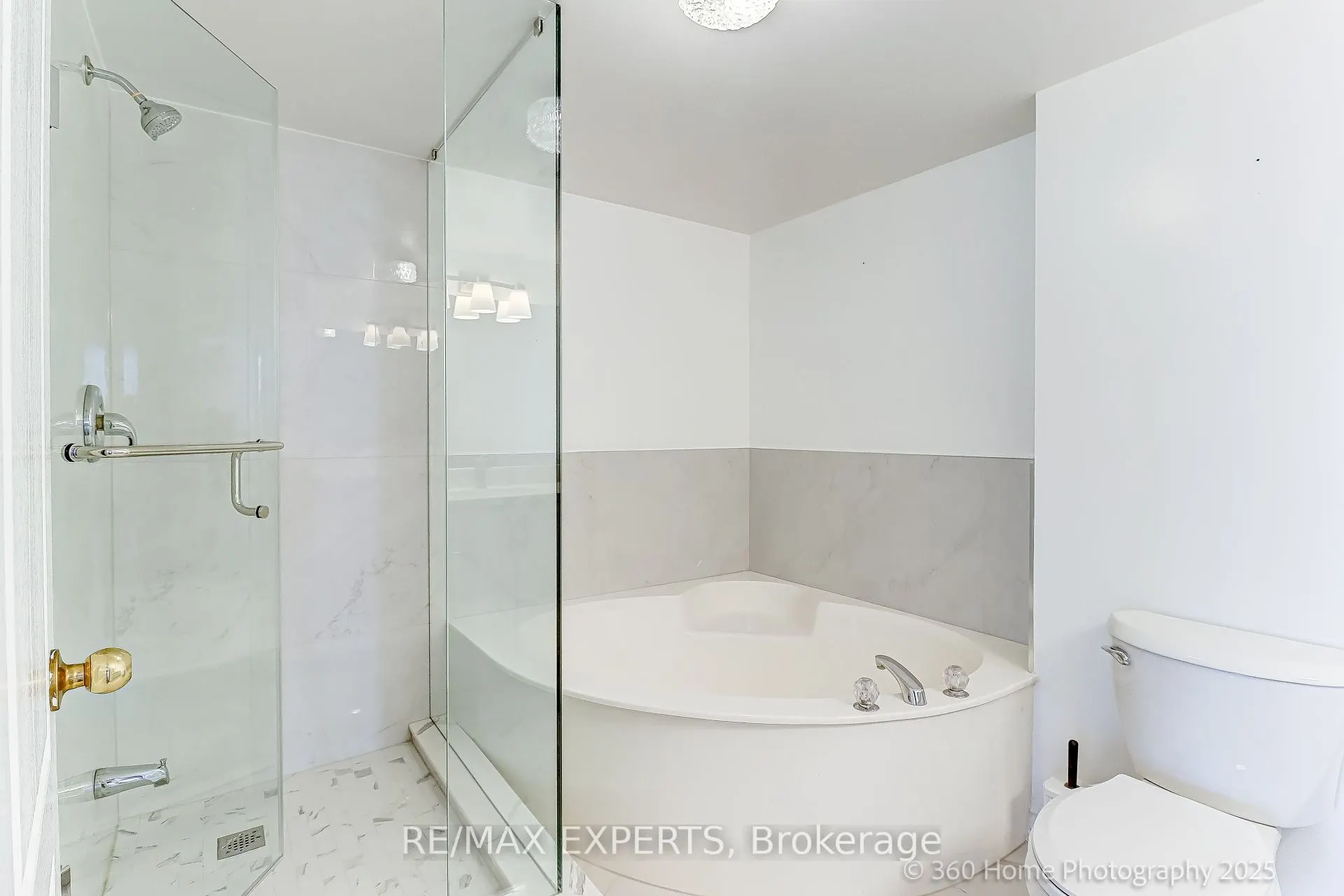 7 Townsgate Drive, #1603