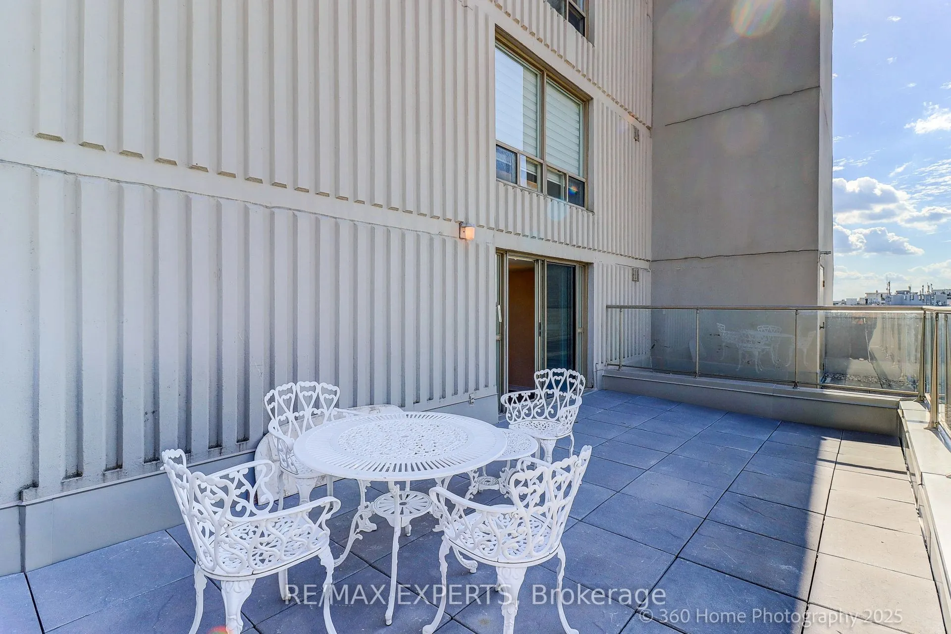 7 Townsgate Drive, #1603