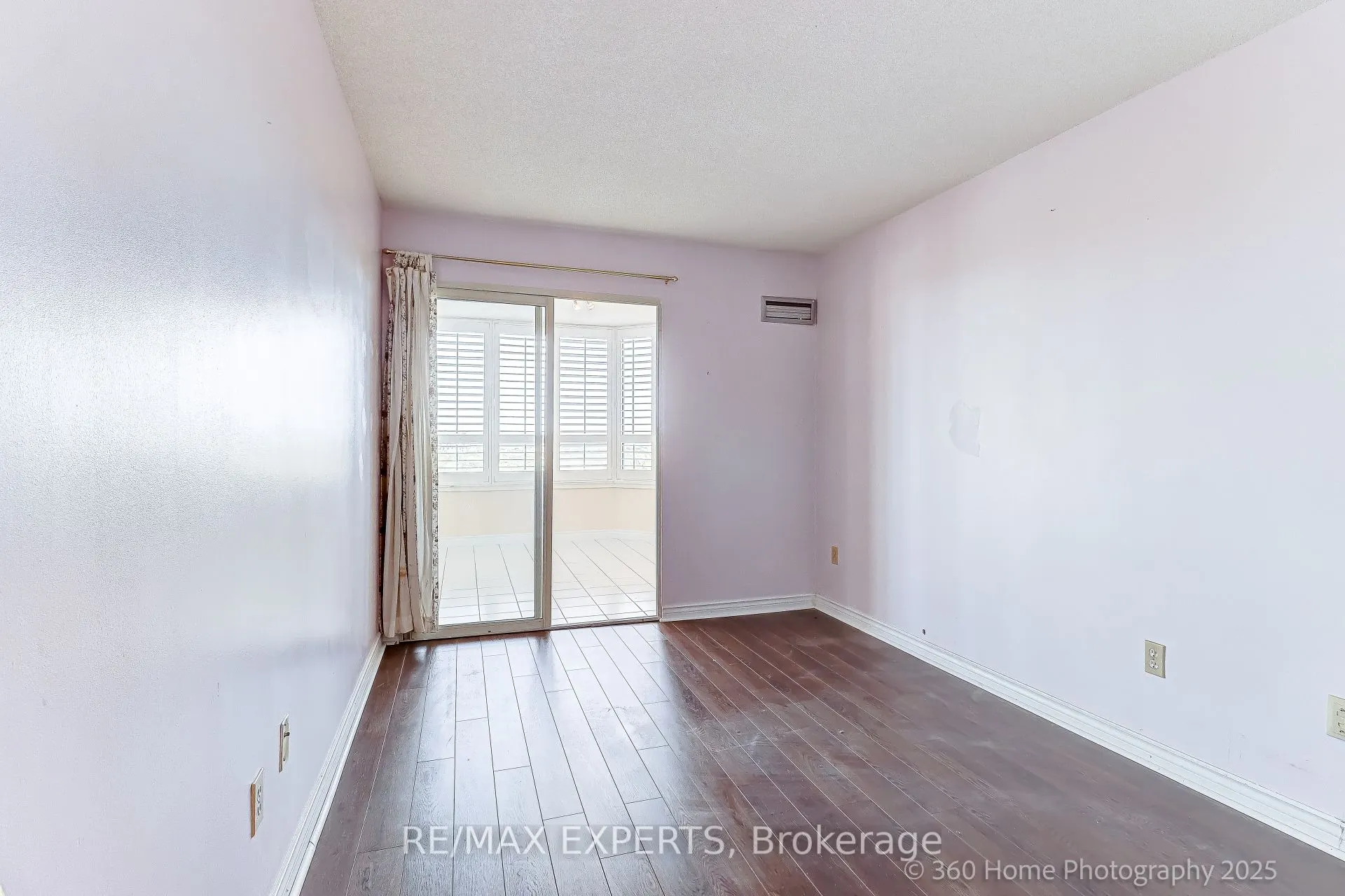 7 Townsgate Drive, #1603