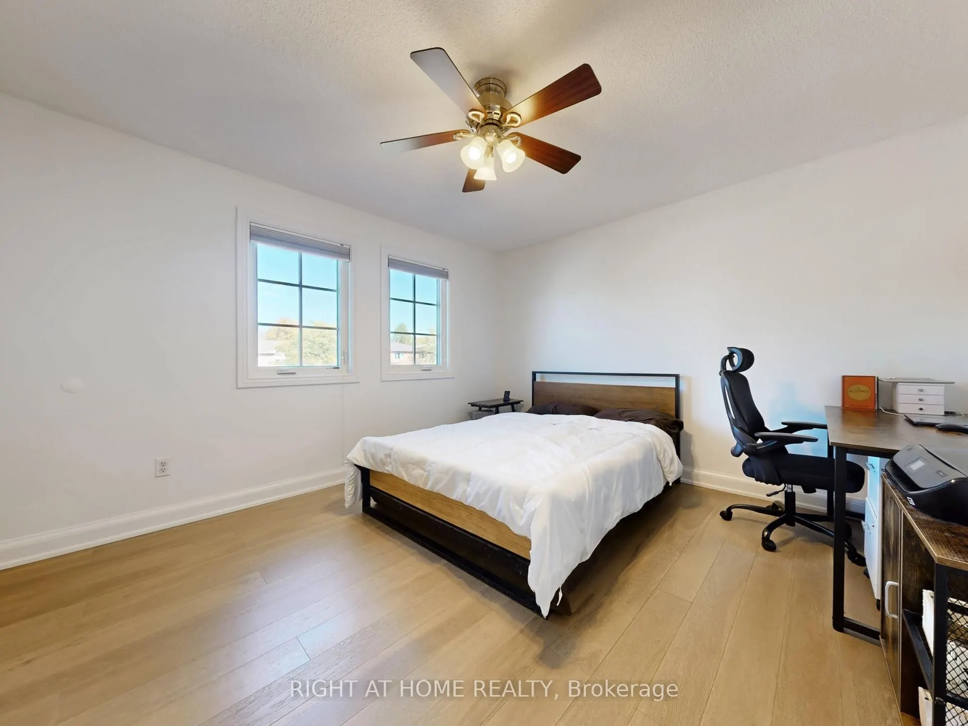 828 Leslie Valley Drive