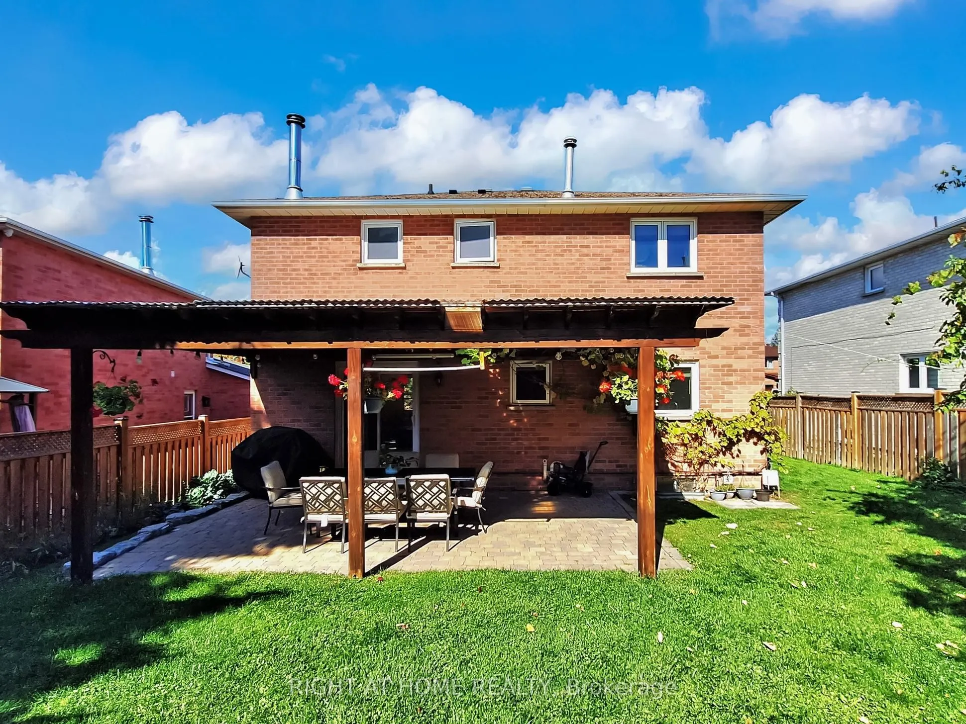 828 Leslie Valley Drive