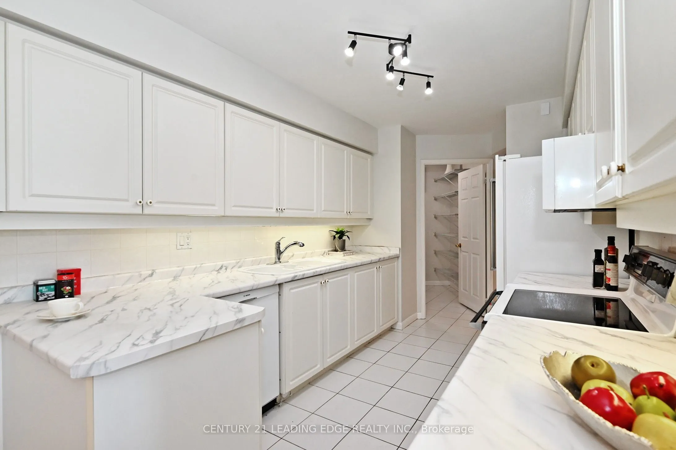 610 Bullock Drive, #1212