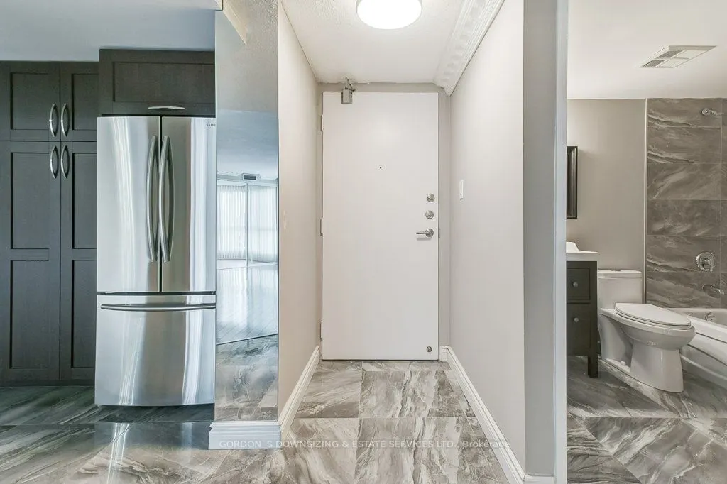 5 Weldrick Road W, #306
