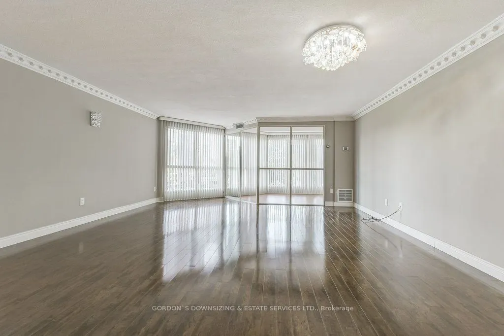 5 Weldrick Road W, #306