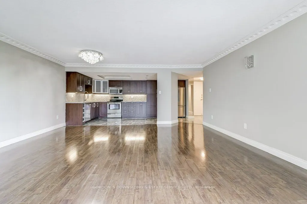 5 Weldrick Road W, #306