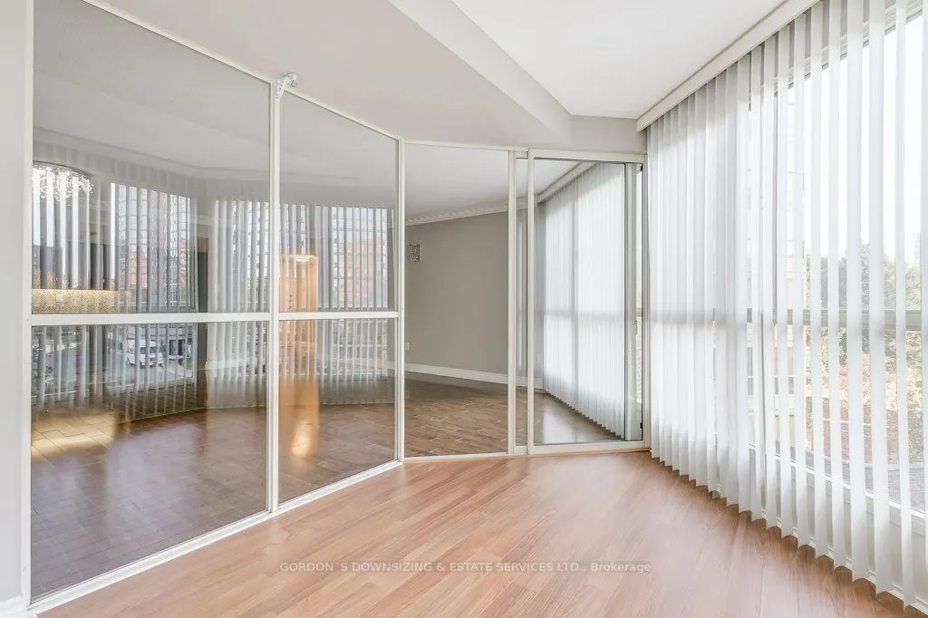 5 Weldrick Road W, #306