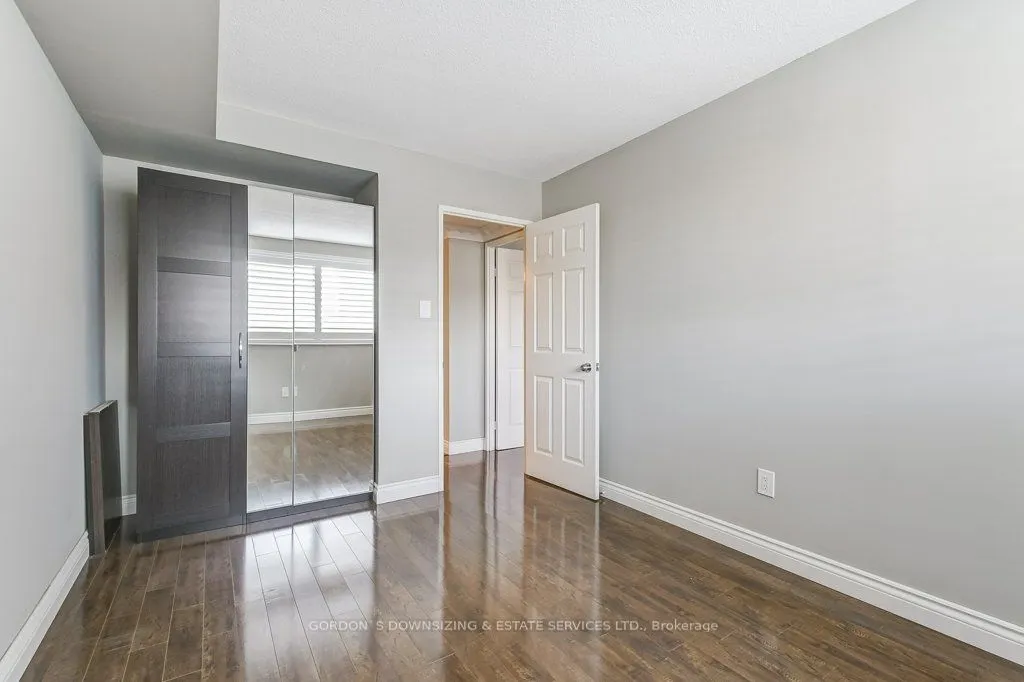 5 Weldrick Road W, #306