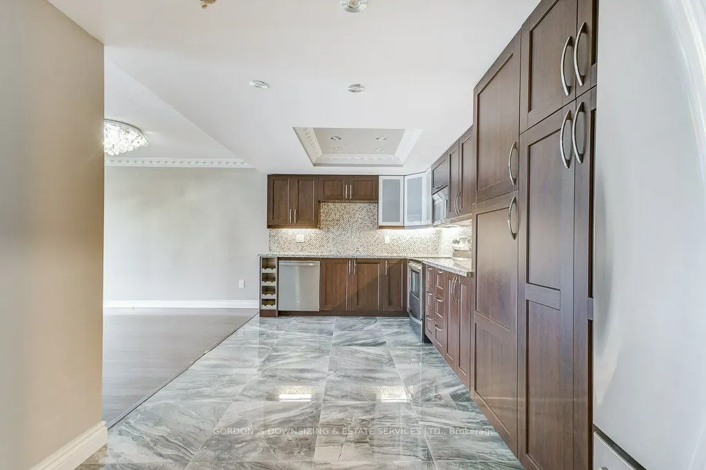 5 Weldrick Road W, #306
