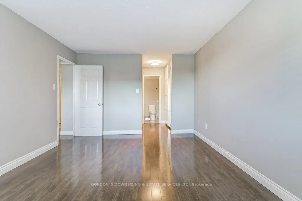 5 Weldrick Road W, #306