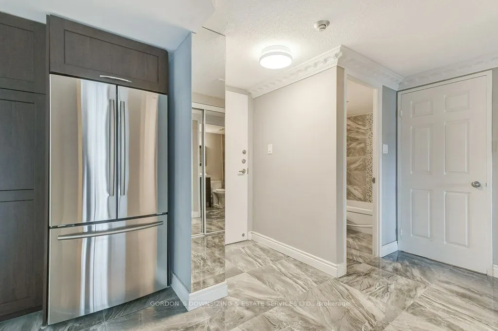 5 Weldrick Road W, #306