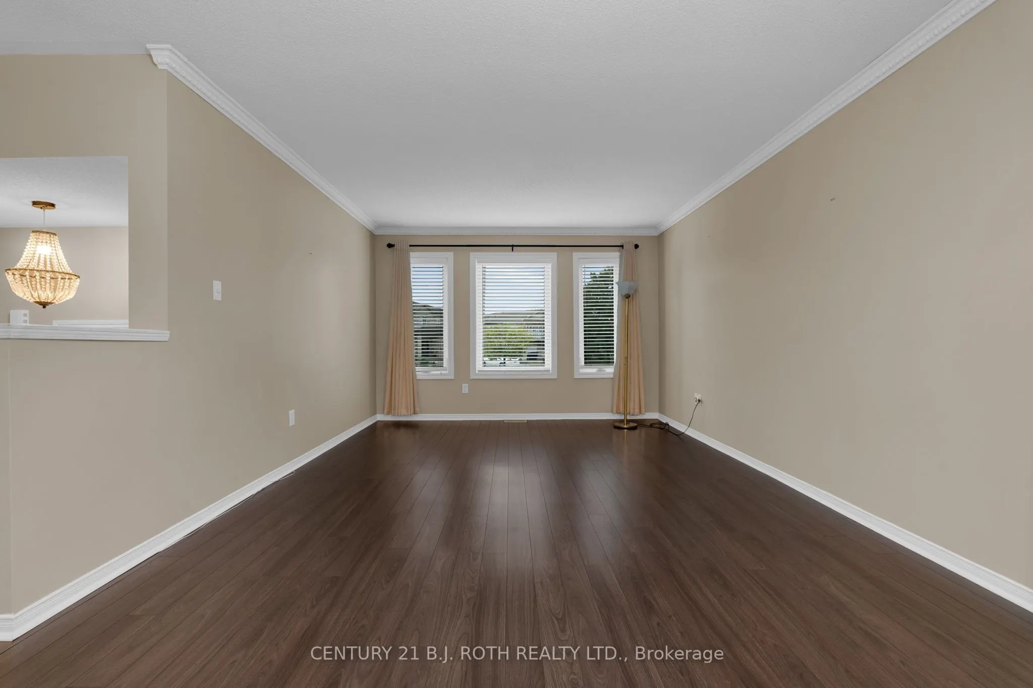 14 Stonemount Crescent
