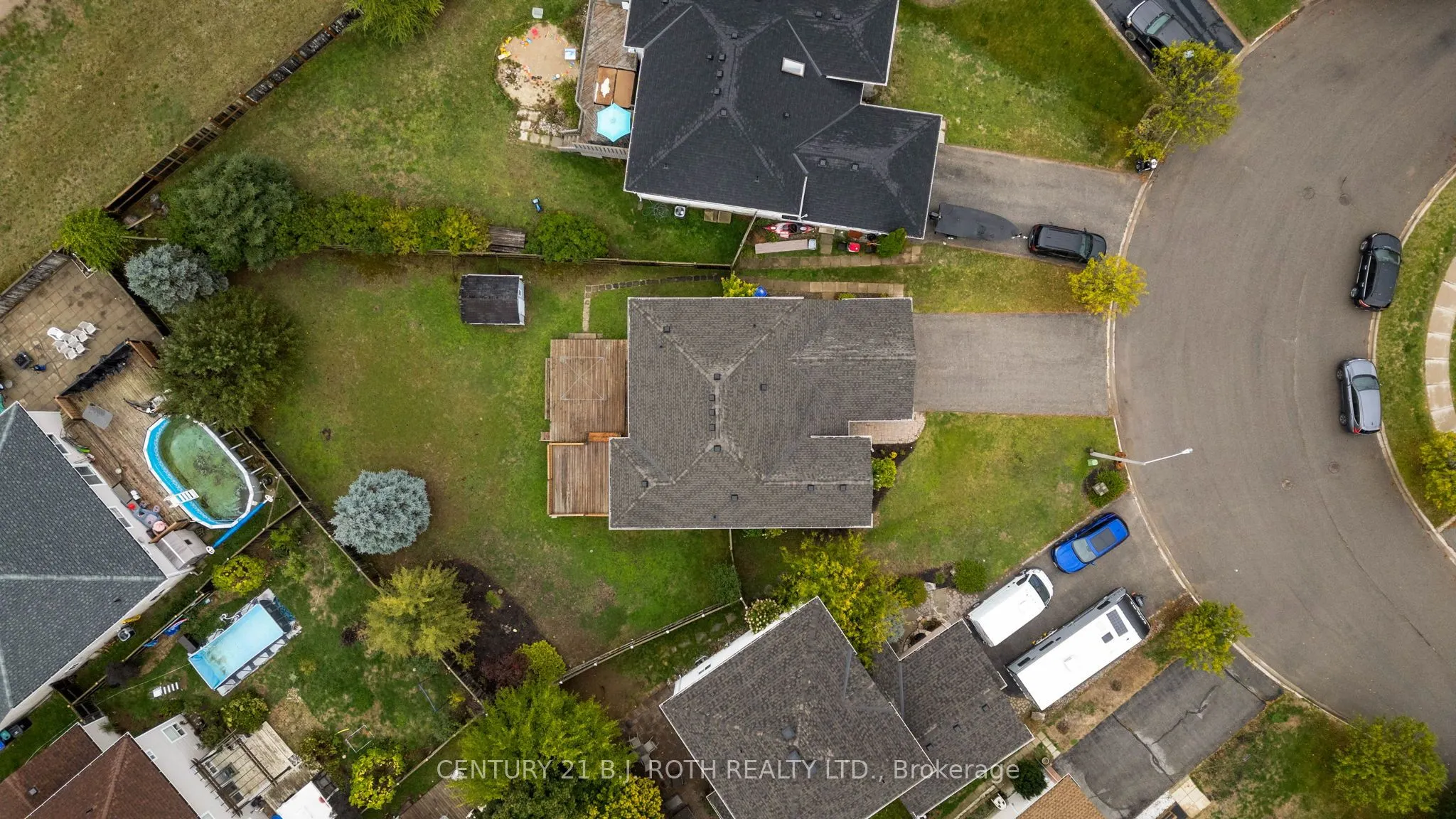 14 Stonemount Crescent