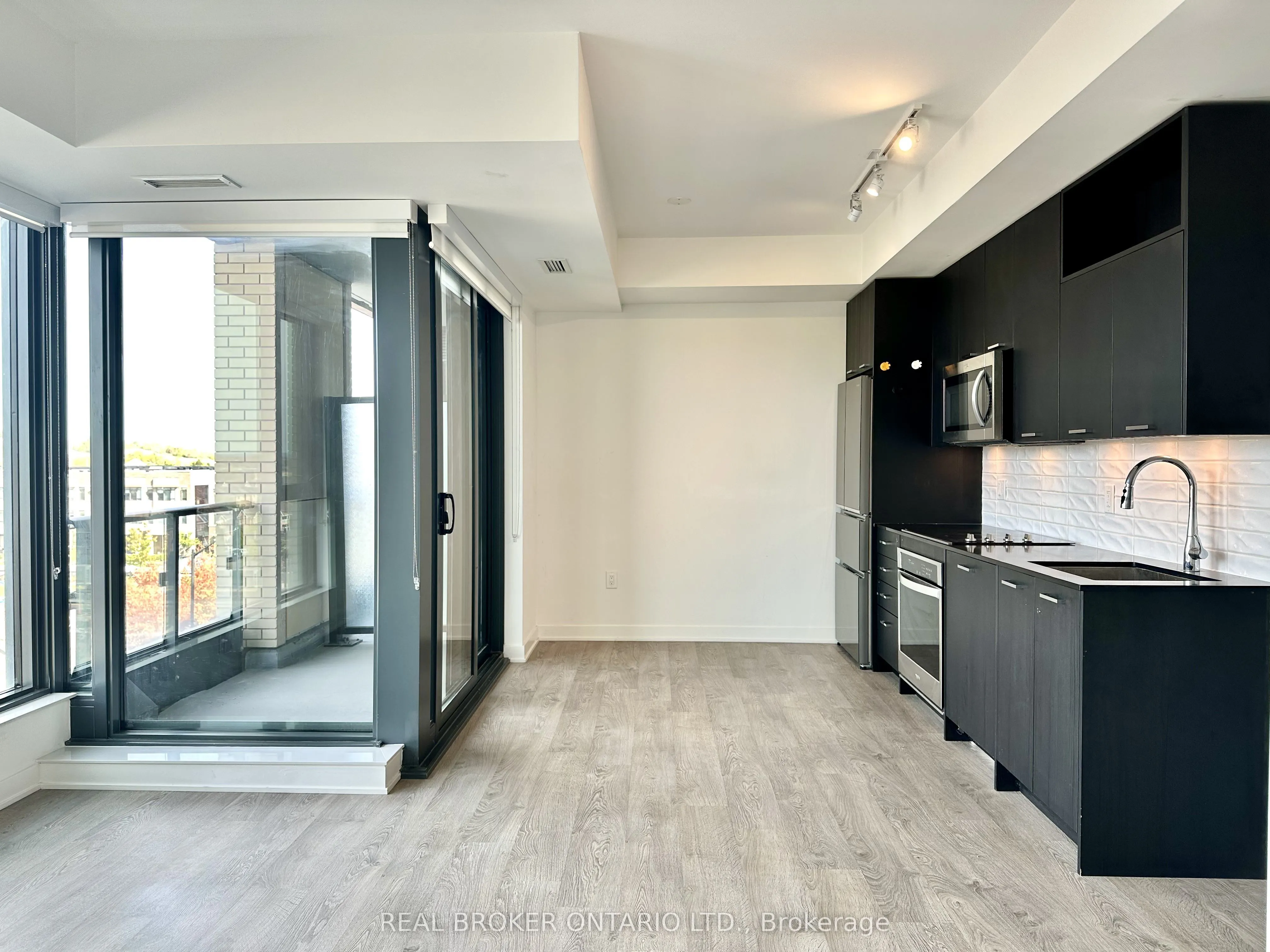 120 Eagle Rock Way, #409