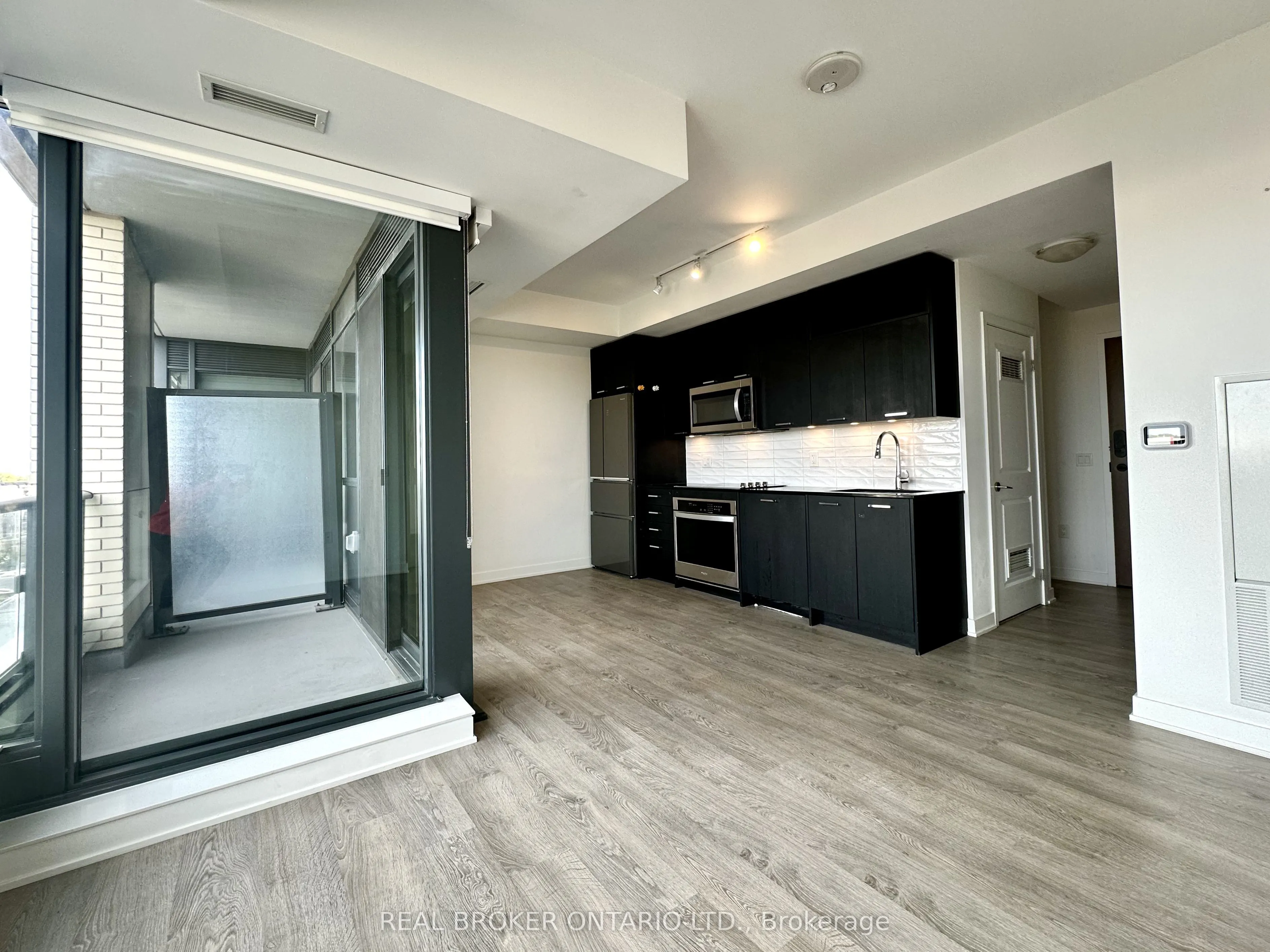 120 Eagle Rock Way, #409