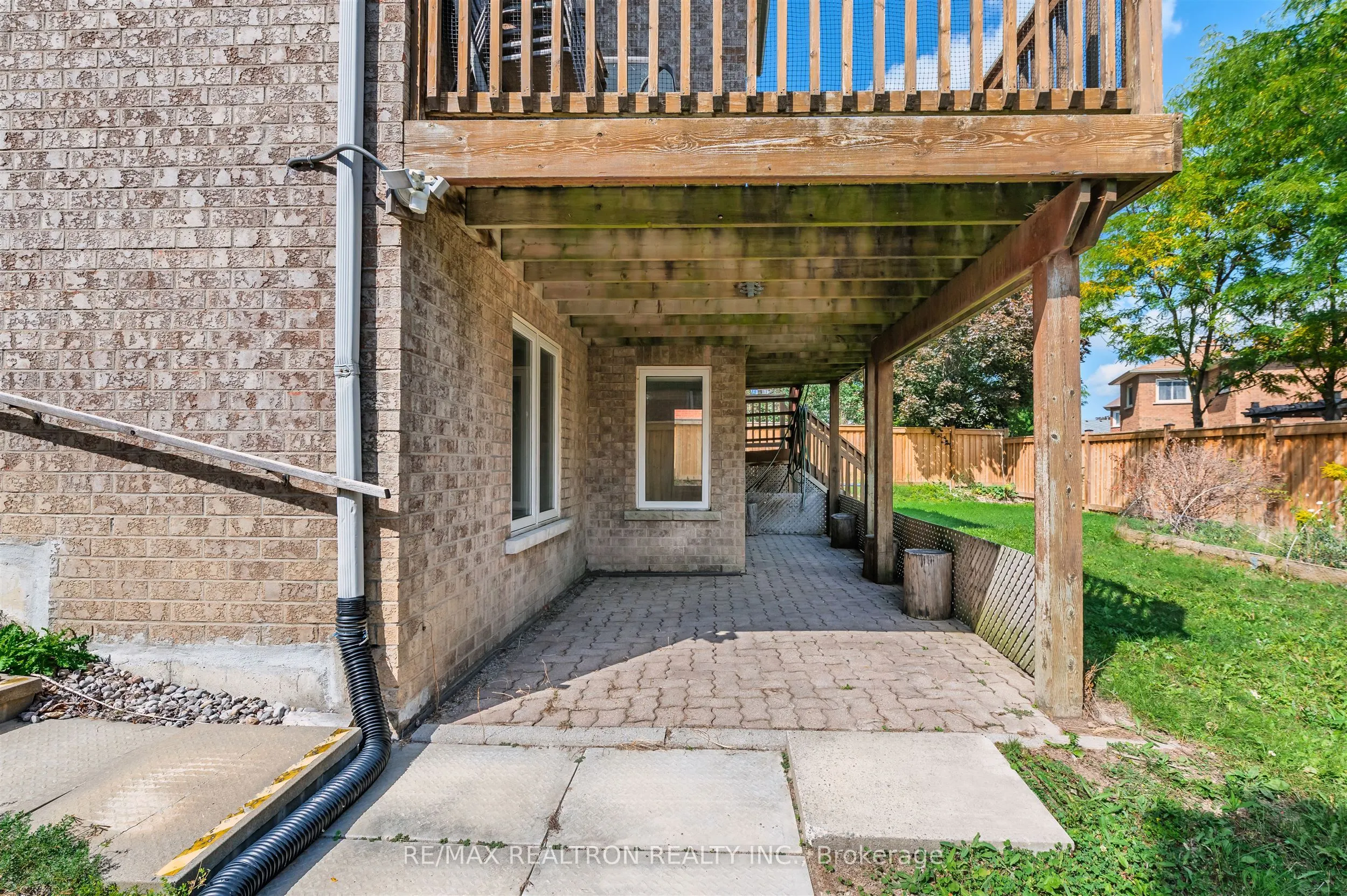 691 Shanahan Boulevard, #Lower