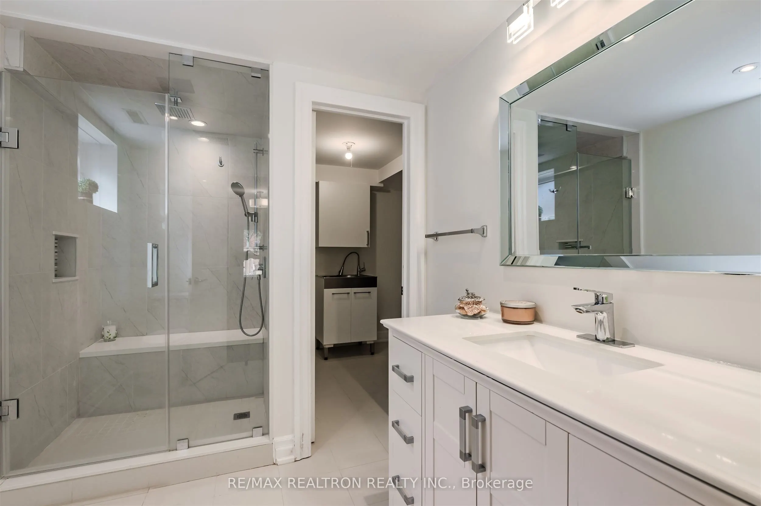 691 Shanahan Boulevard, #Lower