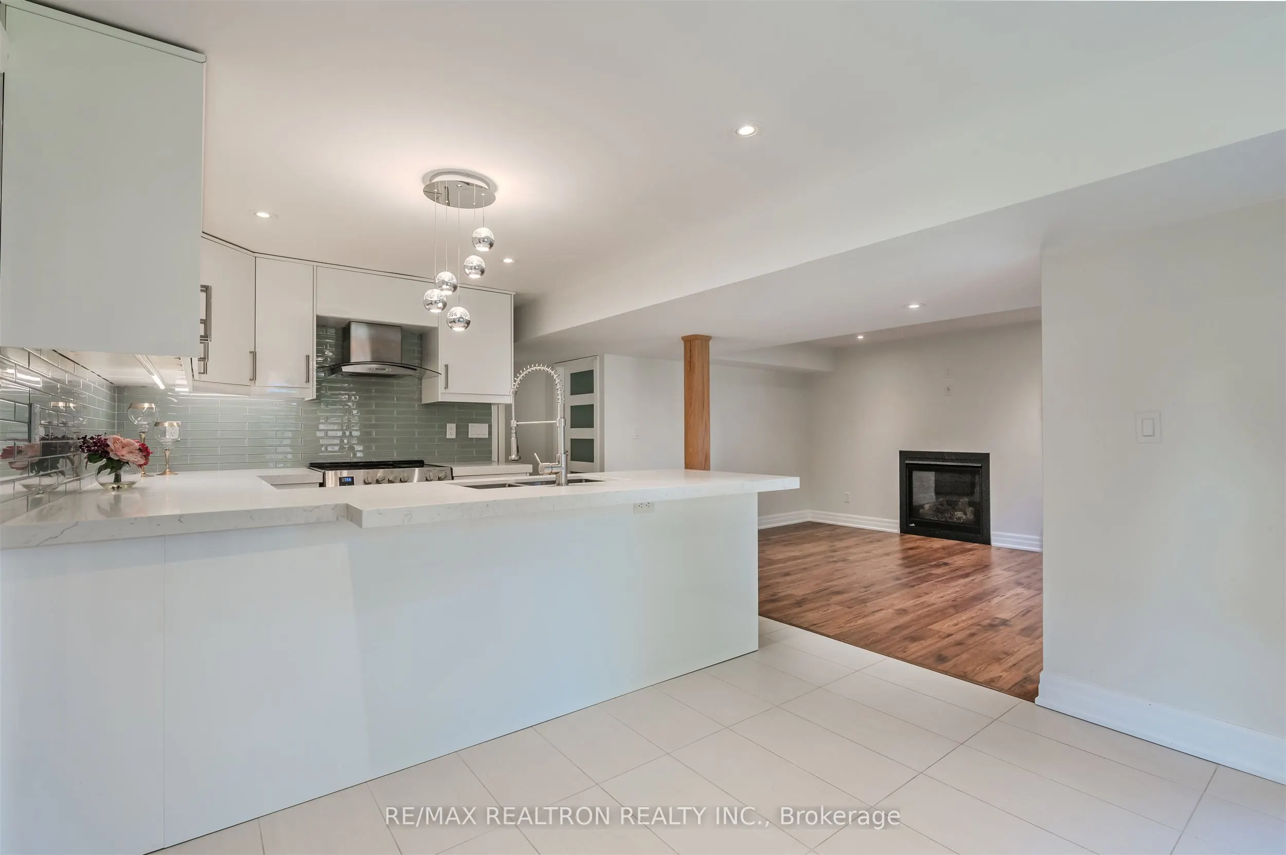 691 Shanahan Boulevard, #Lower