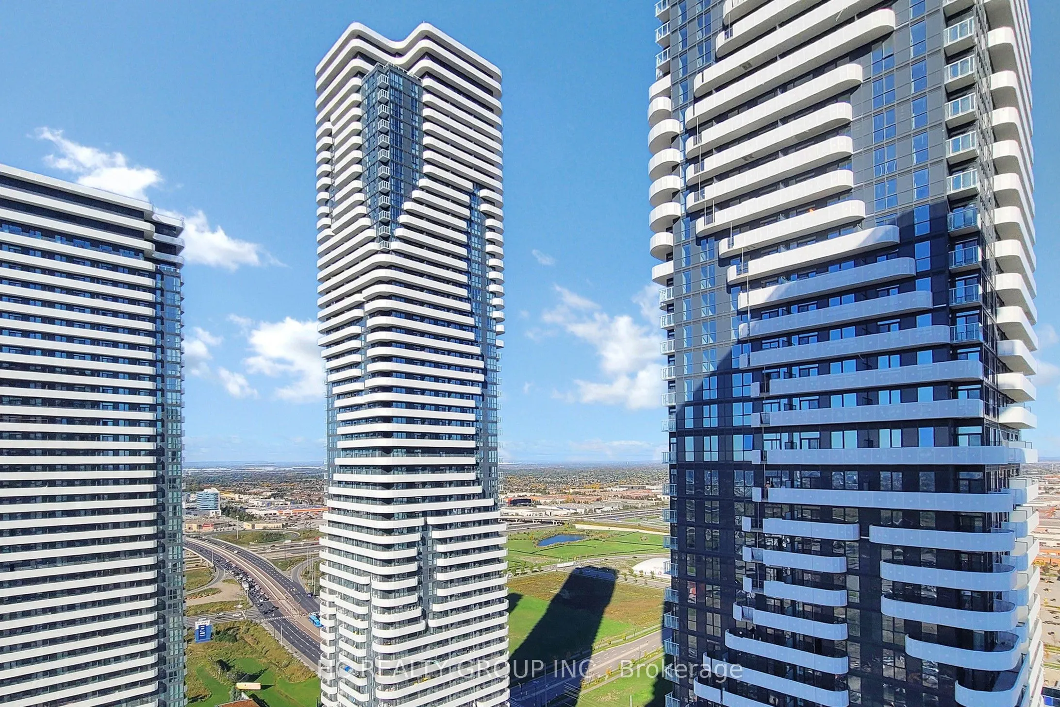28 Interchange Way, #3816