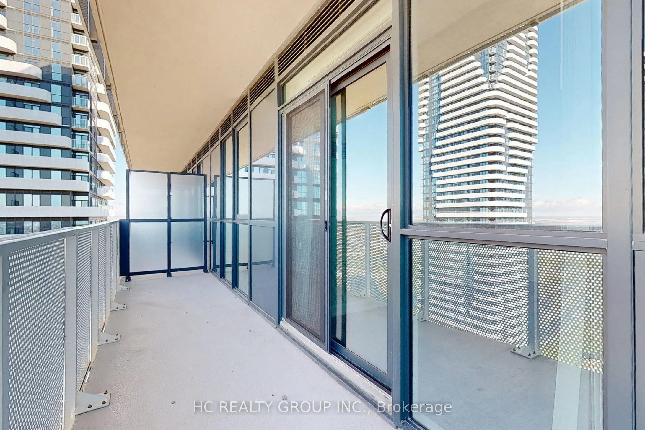 28 Interchange Way, #3816