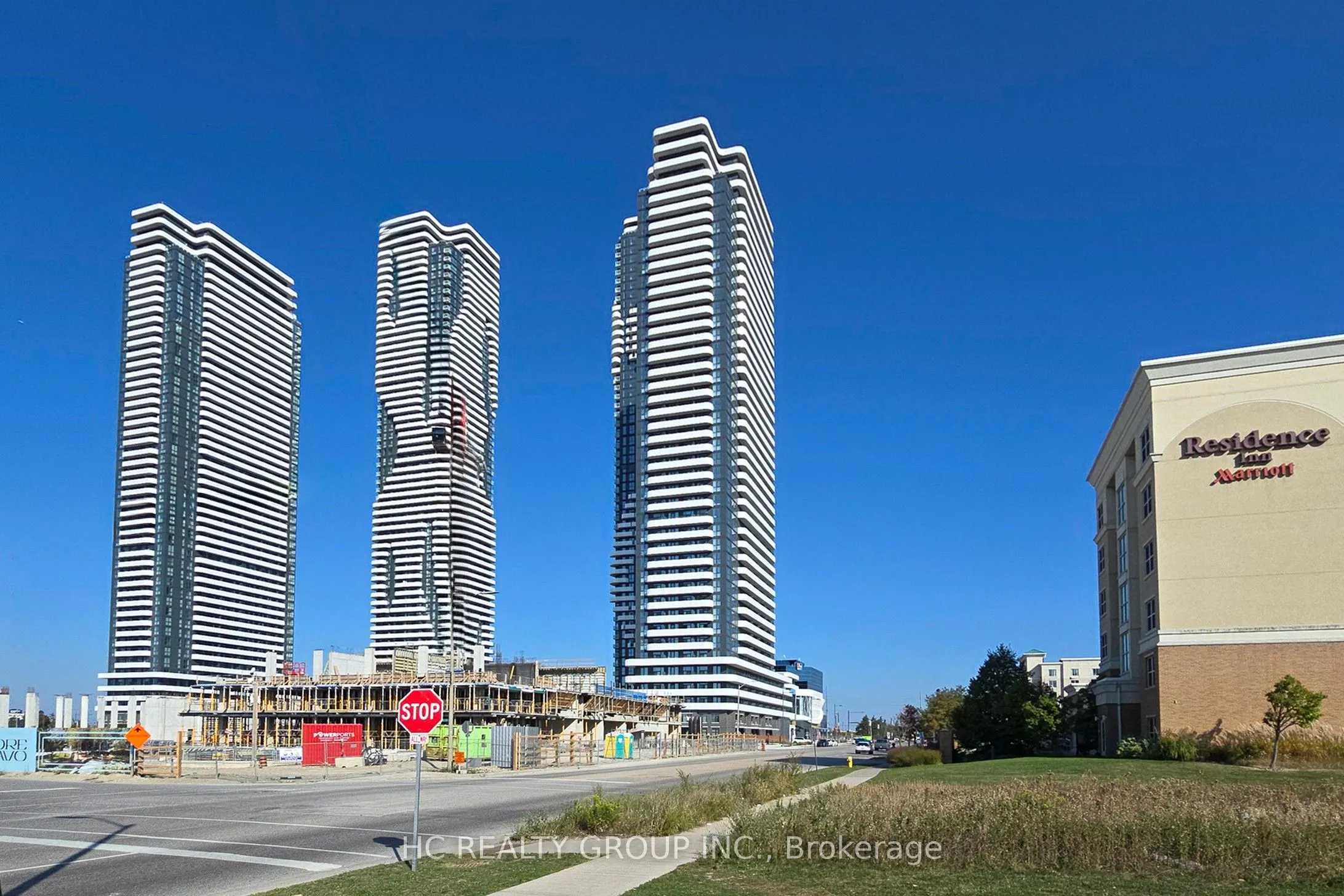 28 Interchange Way, #3816