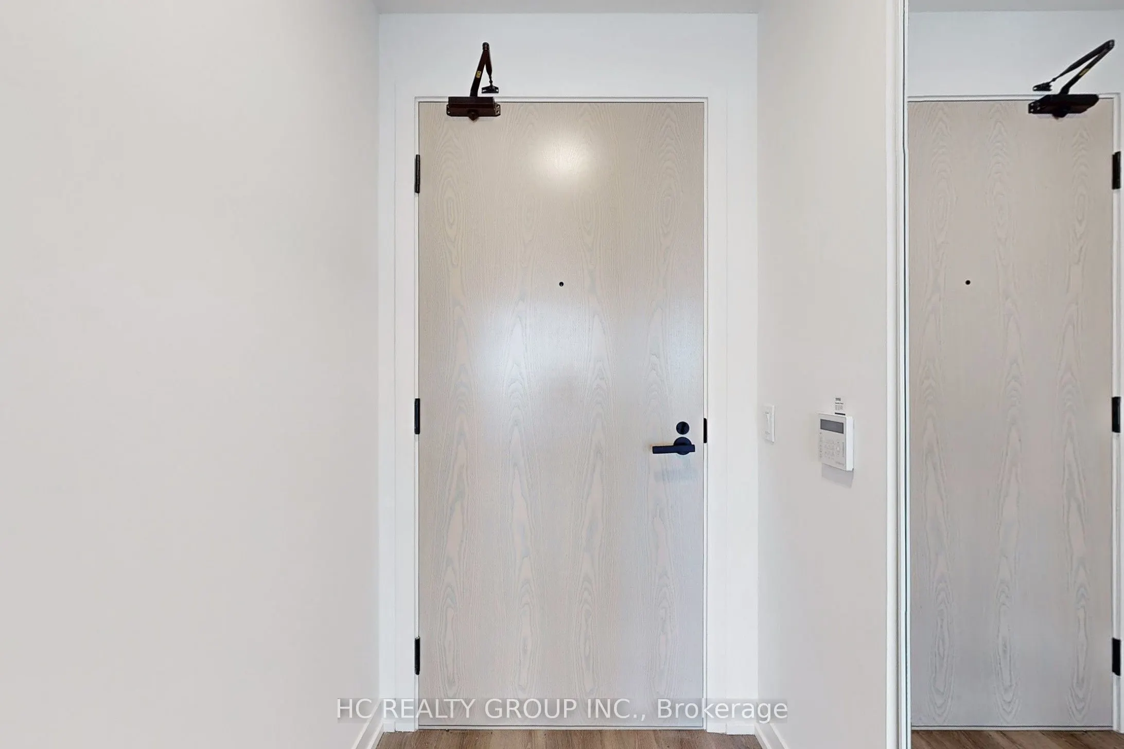 28 Interchange Way, #3816
