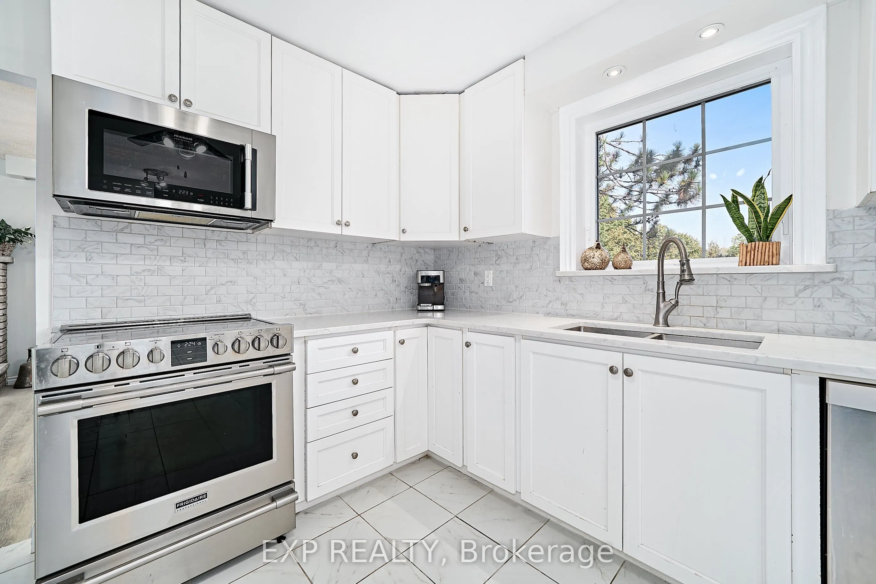 9 Hilda Avenue