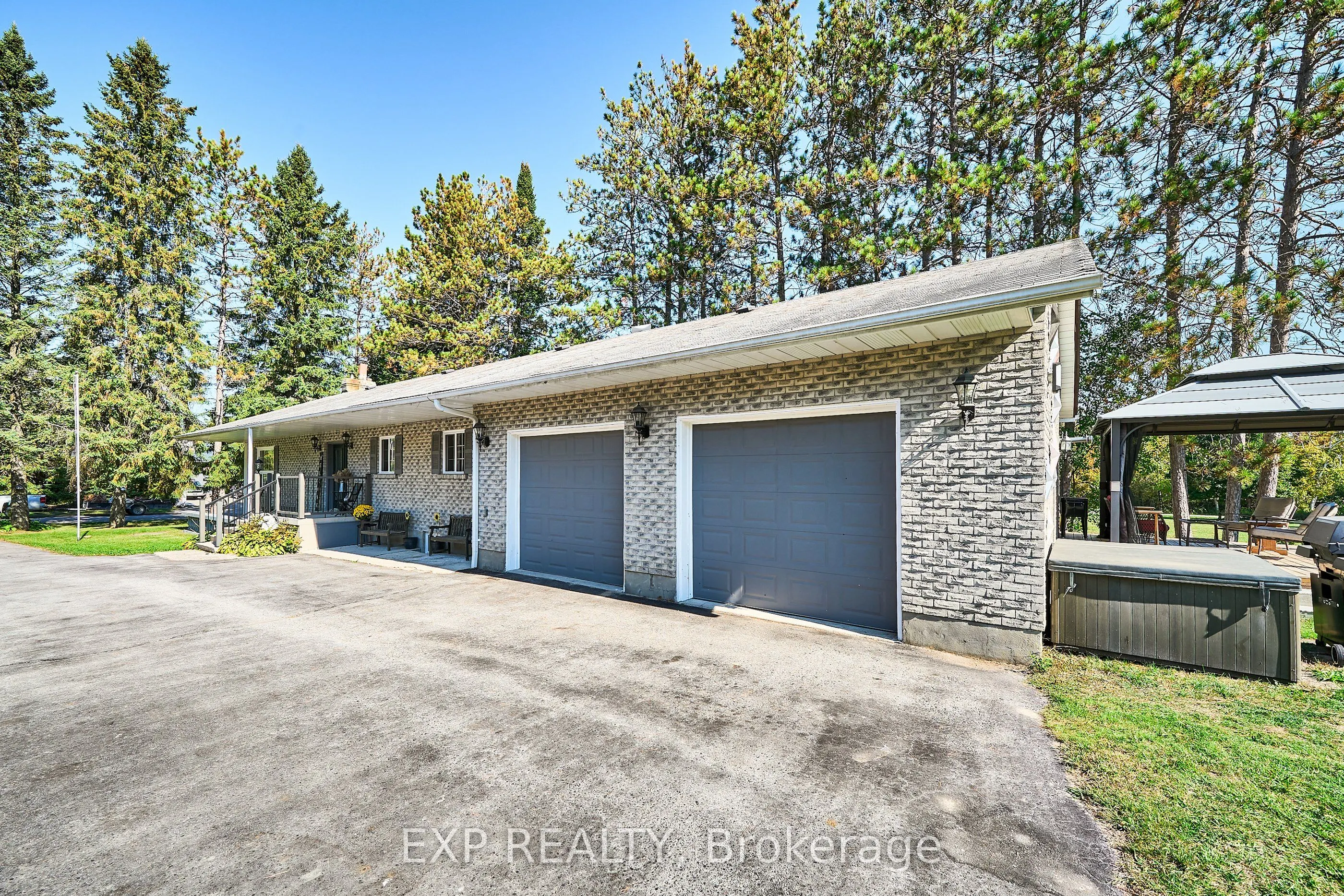 9 Hilda Avenue