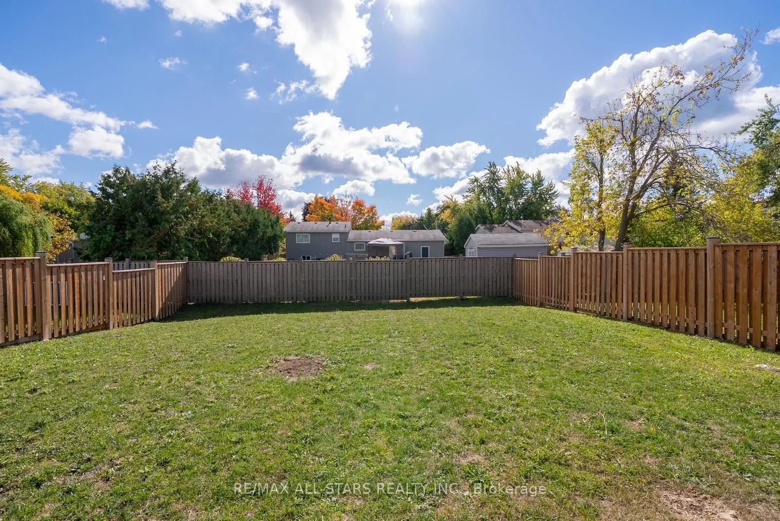 15 Pollock Avenue