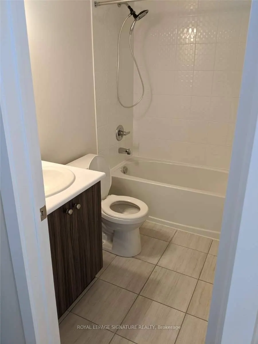 20 Westmeath Lane, #2324