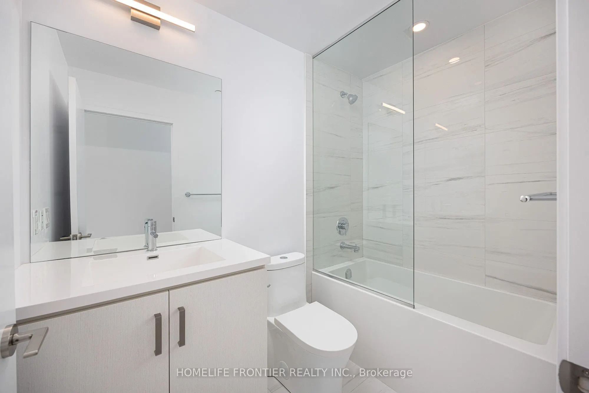 38 Honey Crisp Crescent, #819