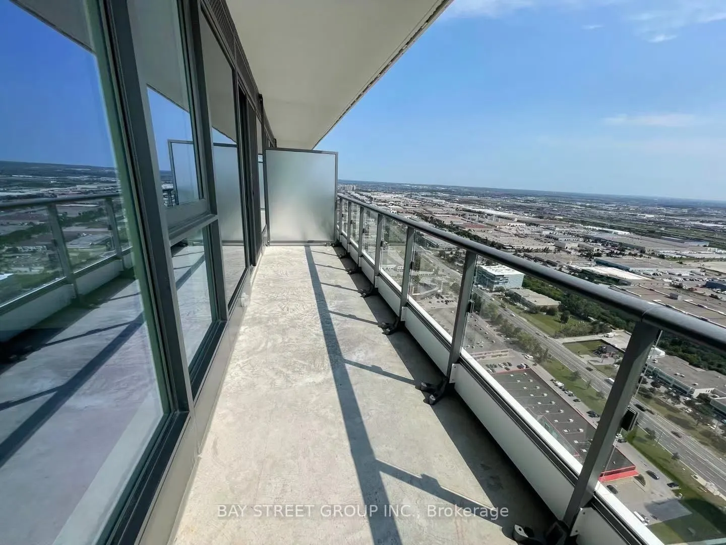950 portage Parkway, #4
