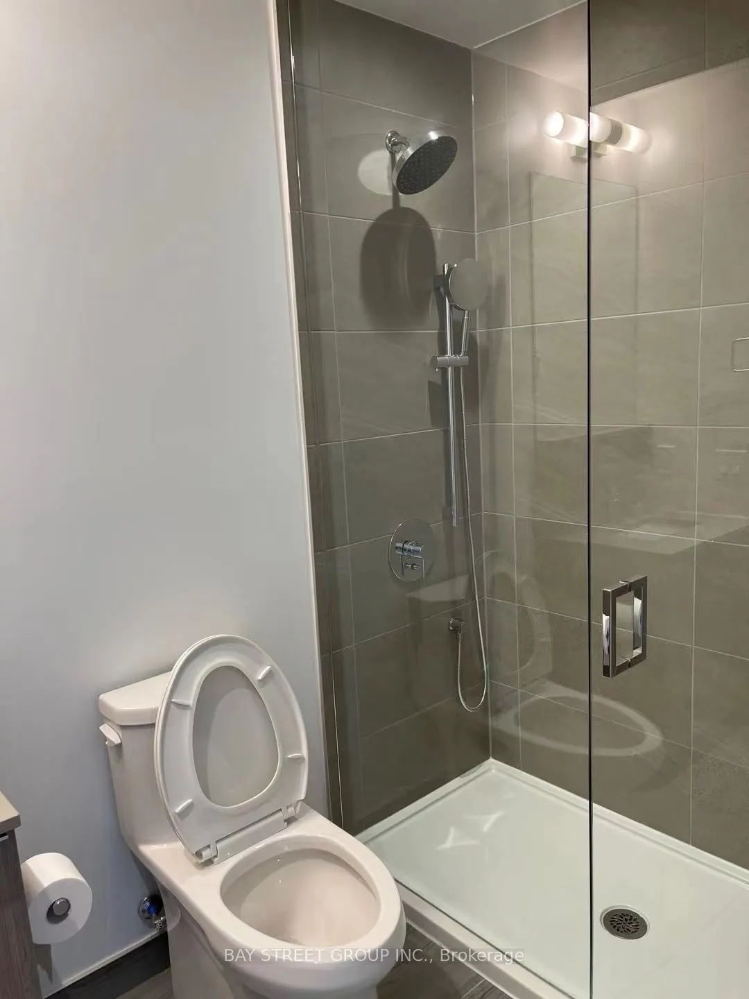 950 portage Parkway, #4