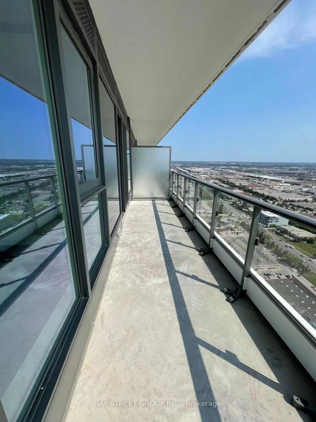 950 portage Parkway, #4