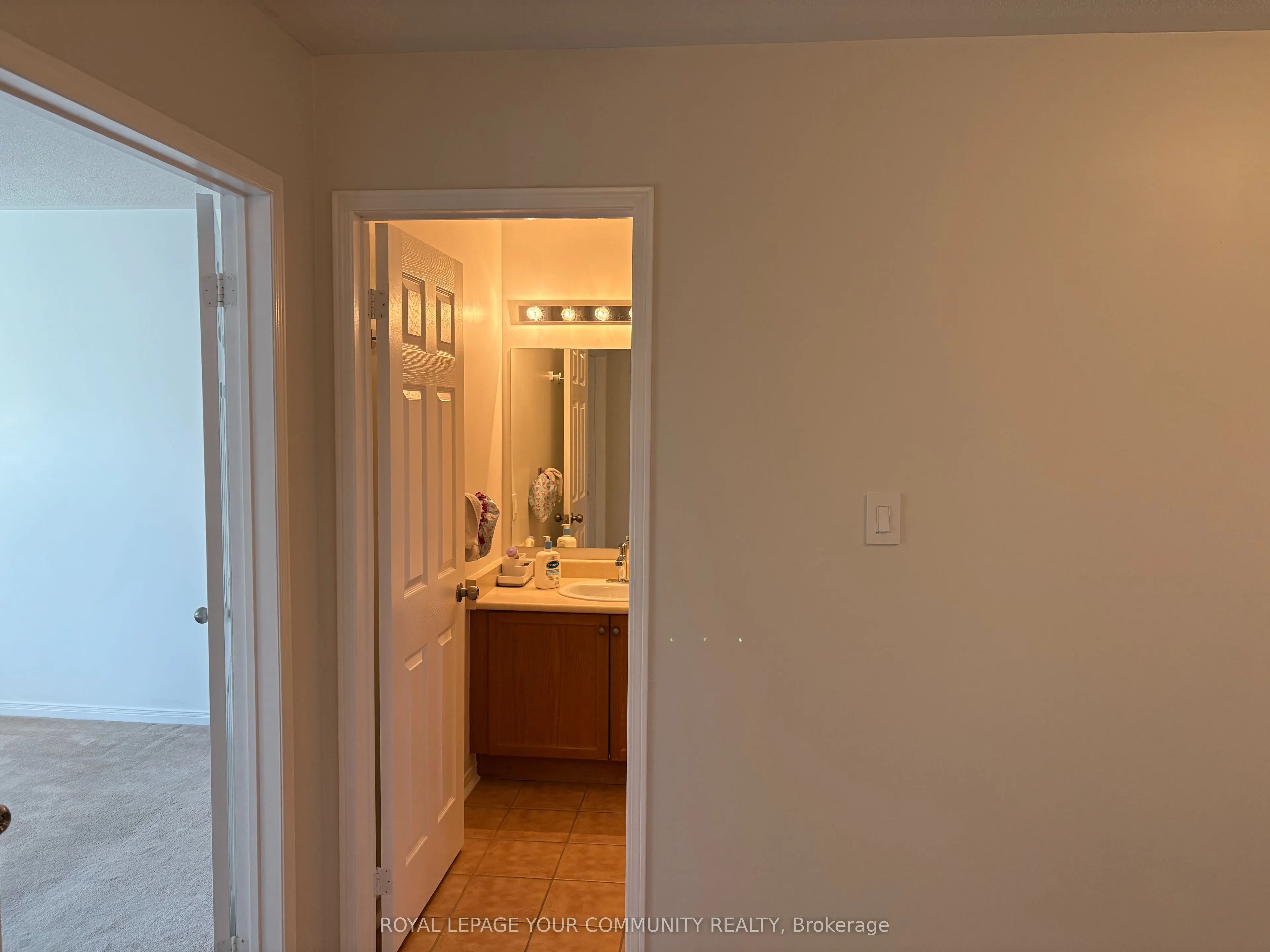 146 Hollywood Hill Circle