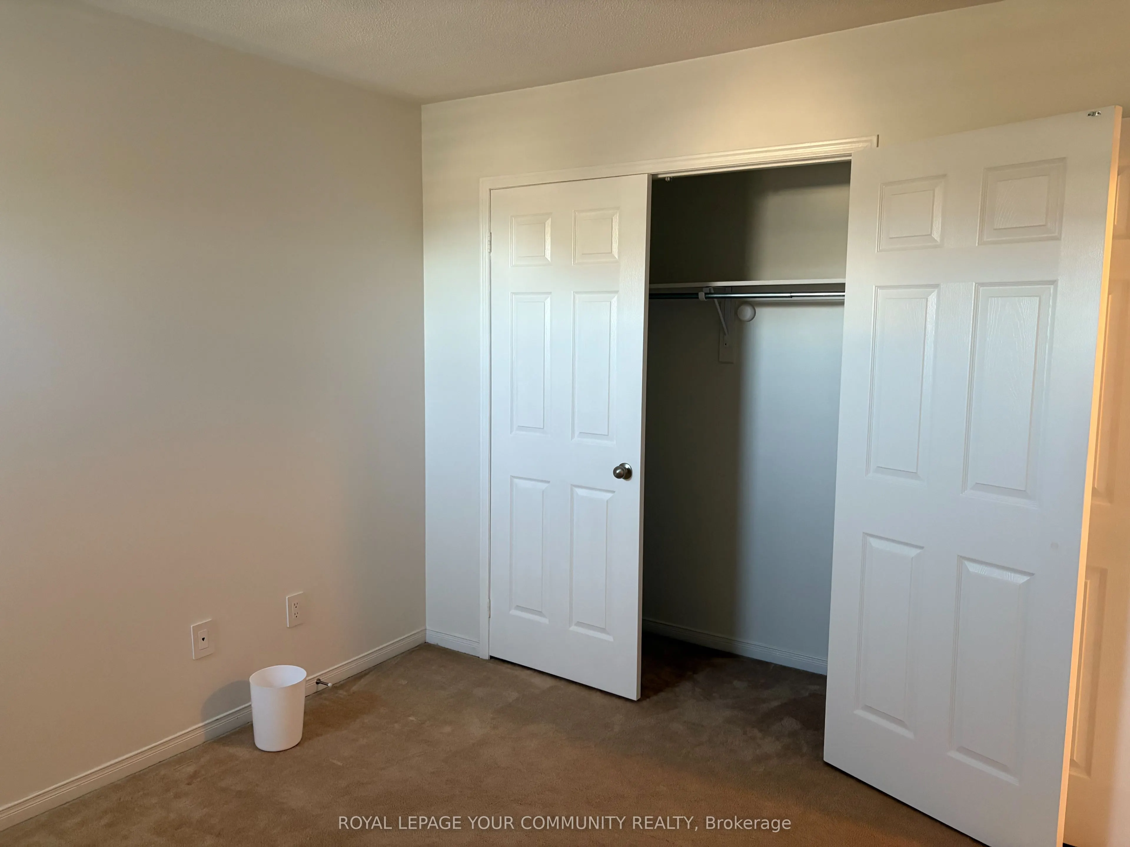 146 Hollywood Hill Circle