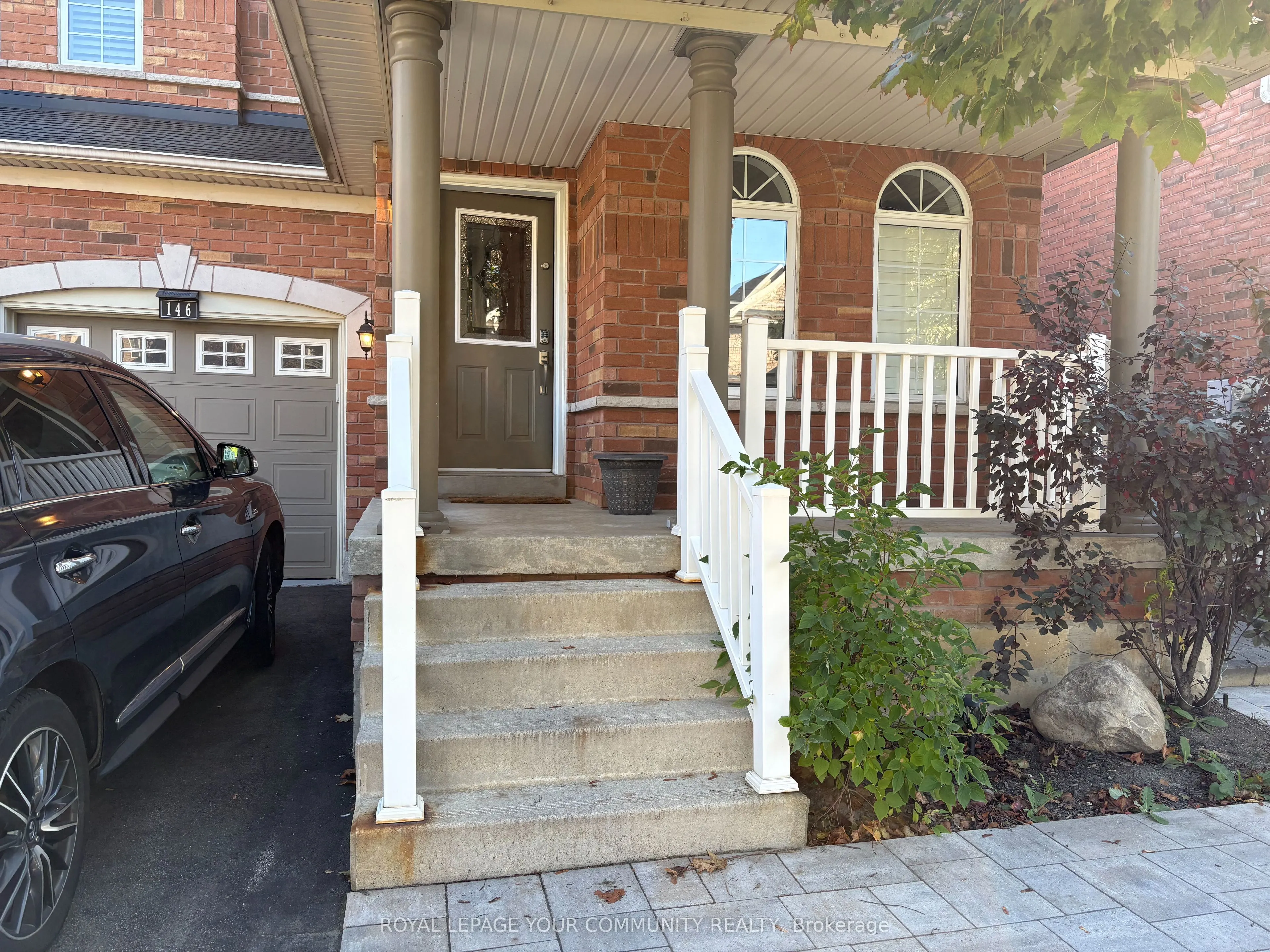 146 Hollywood Hill Circle