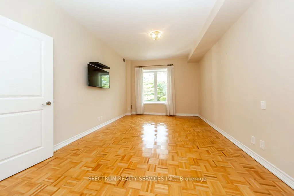 9519 Keele Street, #6