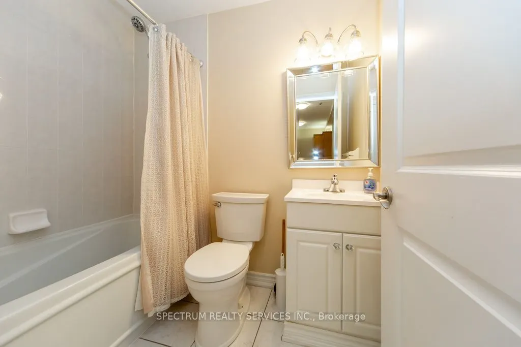 9519 Keele Street, #6
