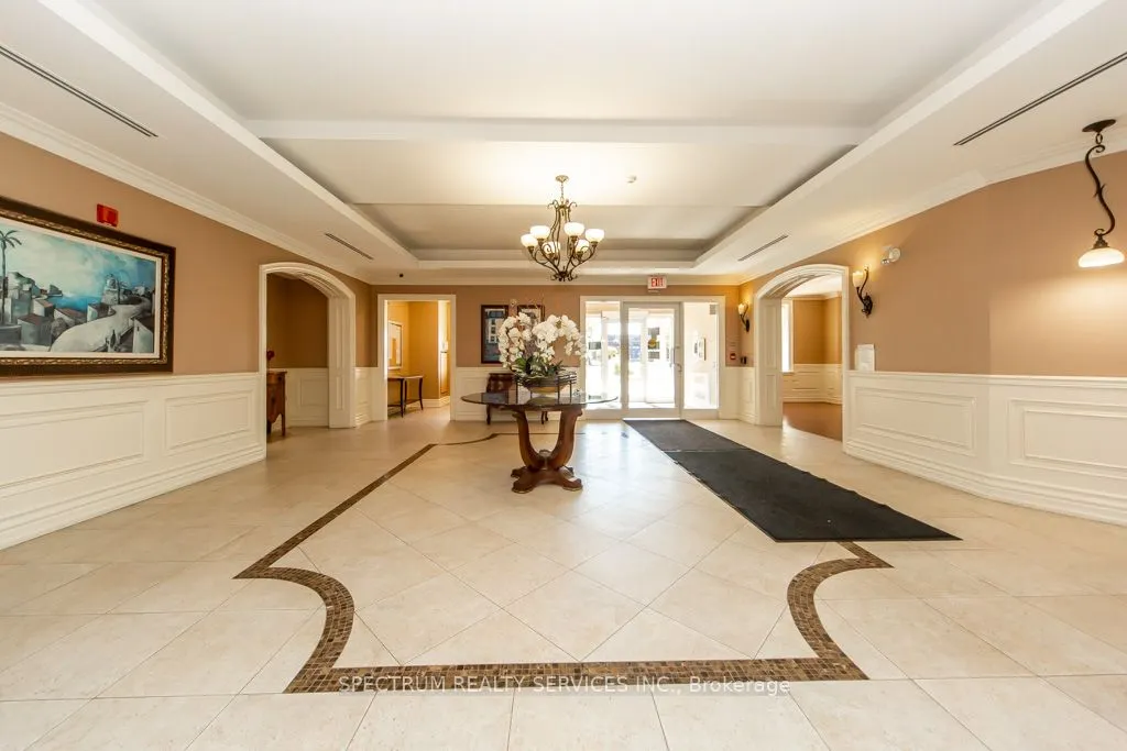 9519 Keele Street, #6