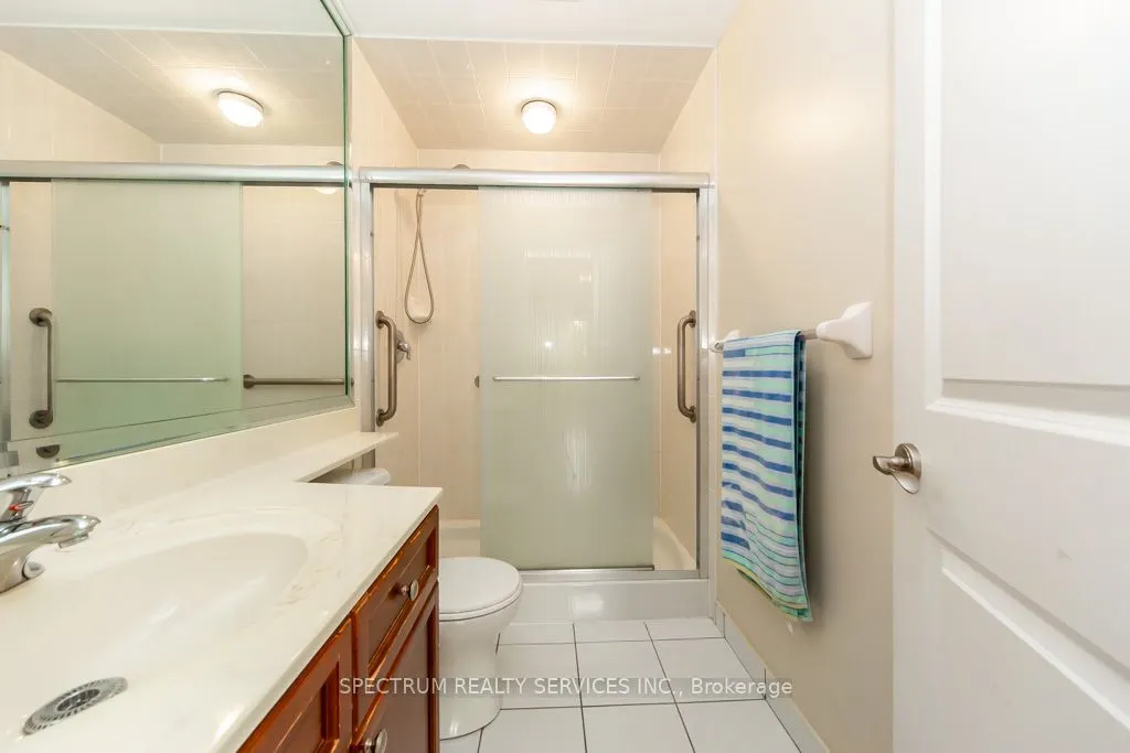 9519 Keele Street, #6
