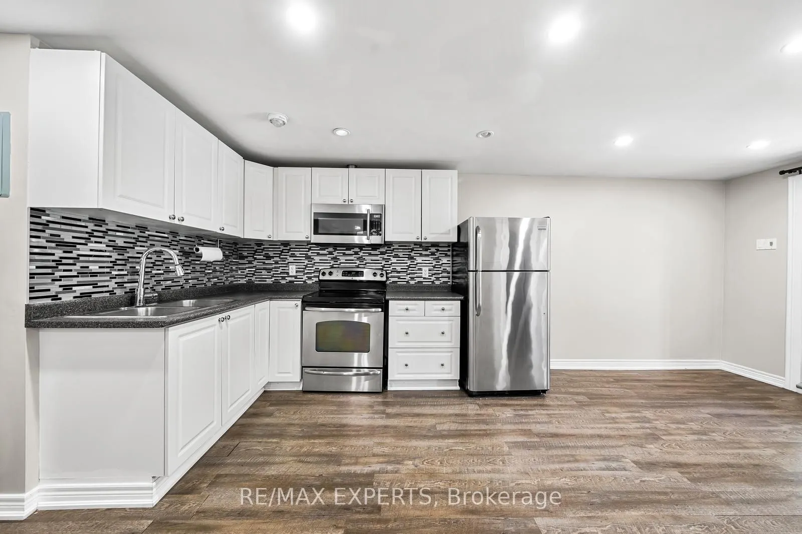 1821 Lamstone Street, #Lower