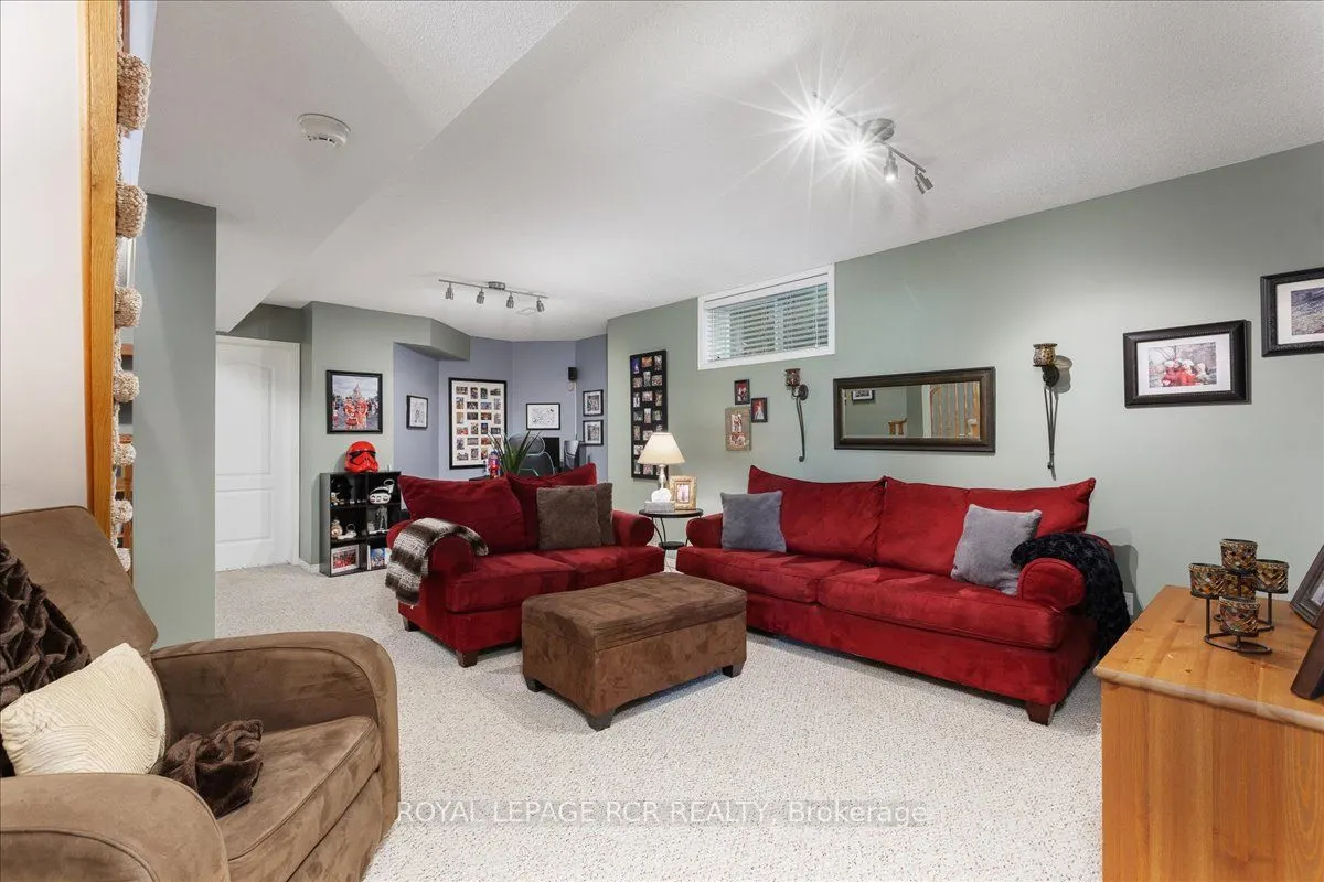 1903 Metro Road N