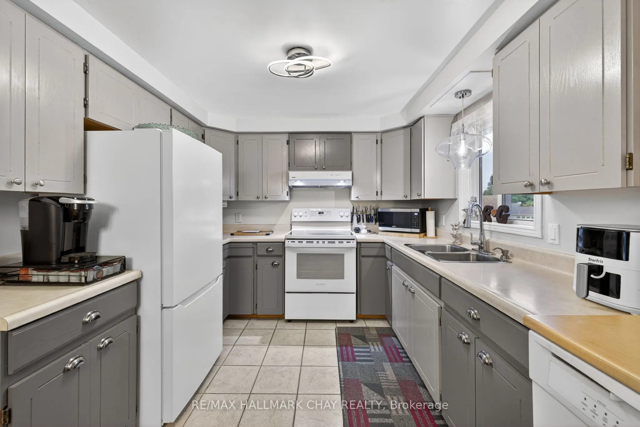 72 Tecumseth Pines Drive