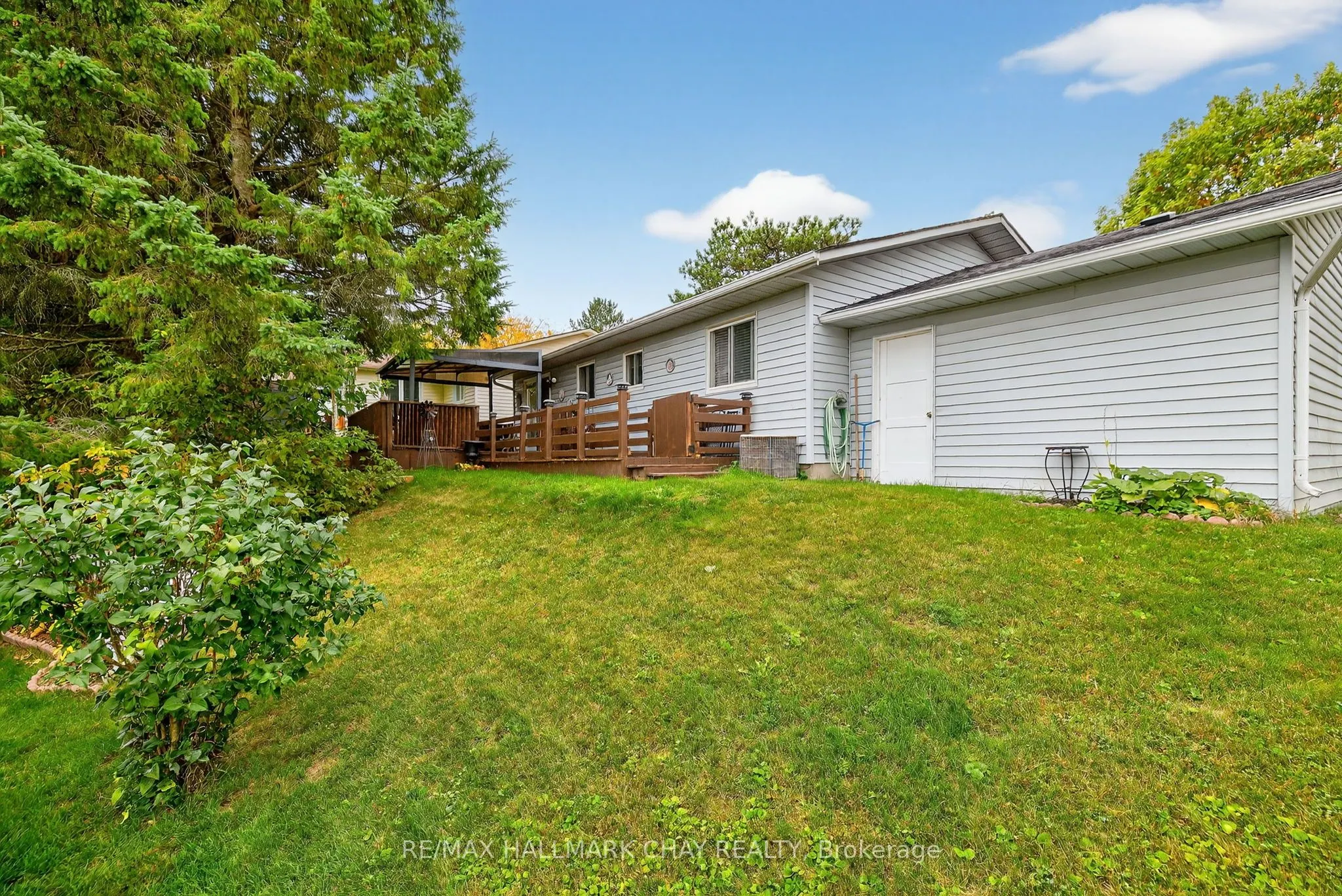 72 Tecumseth Pines Drive
