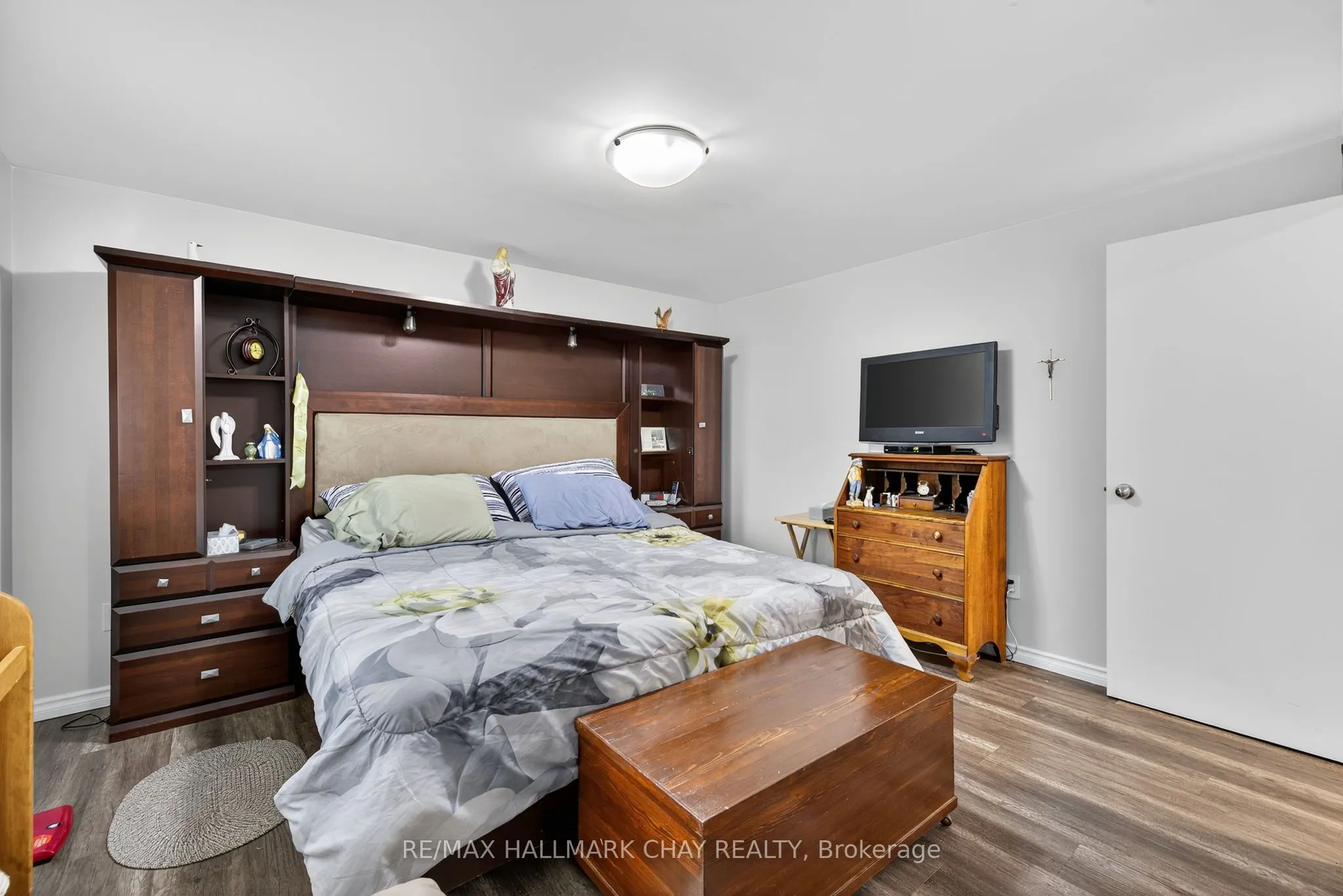72 Tecumseth Pines Drive