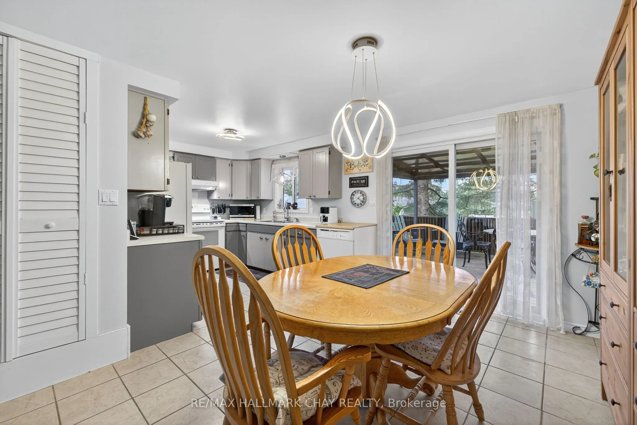 72 Tecumseth Pines Drive