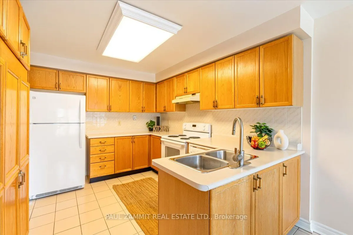 80 McCallum Drive, #28